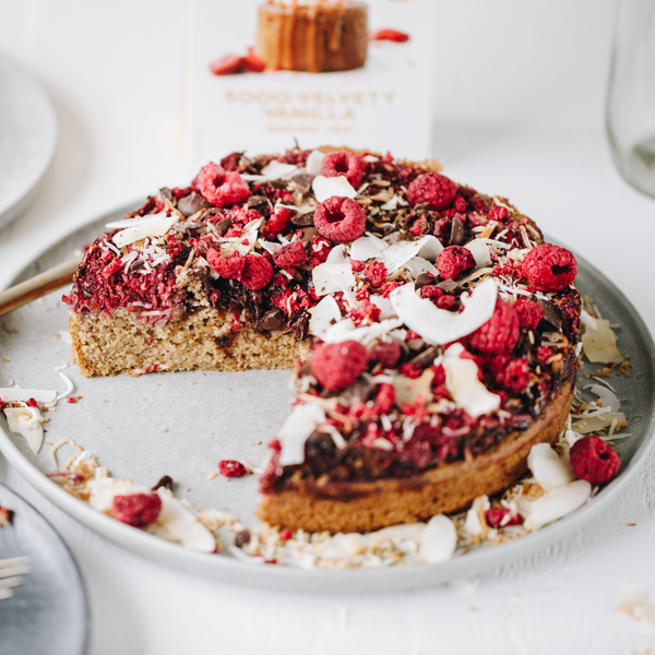 Raspberry Chia Coconut Baked Vanilla Cake - Gluten Free Shop